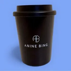 NWOT Anine Bing Black and White Logo Coffee Reusable Cup Mug - Plastic 12 oz